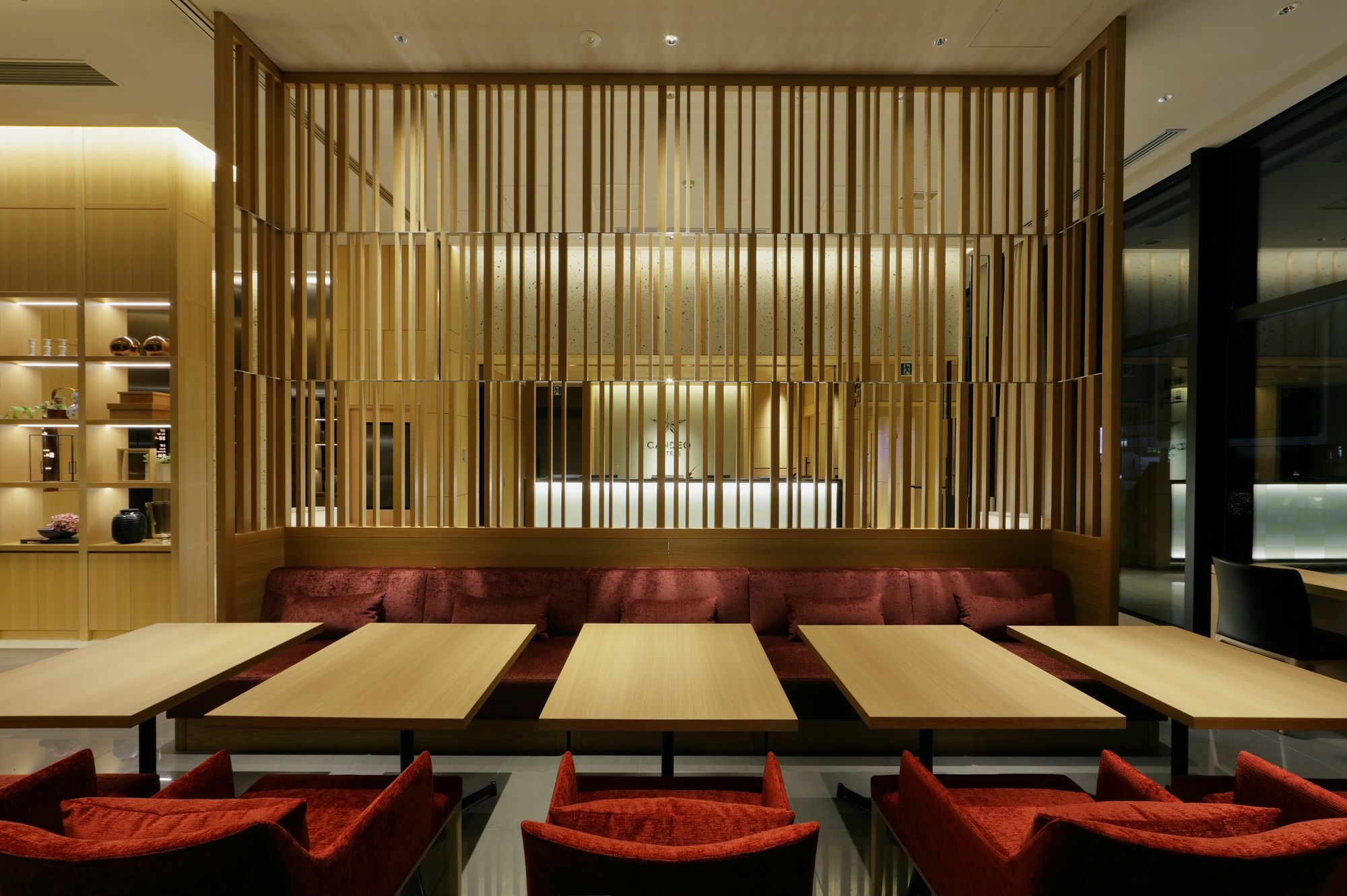 Candeo Shimbashi Tokio