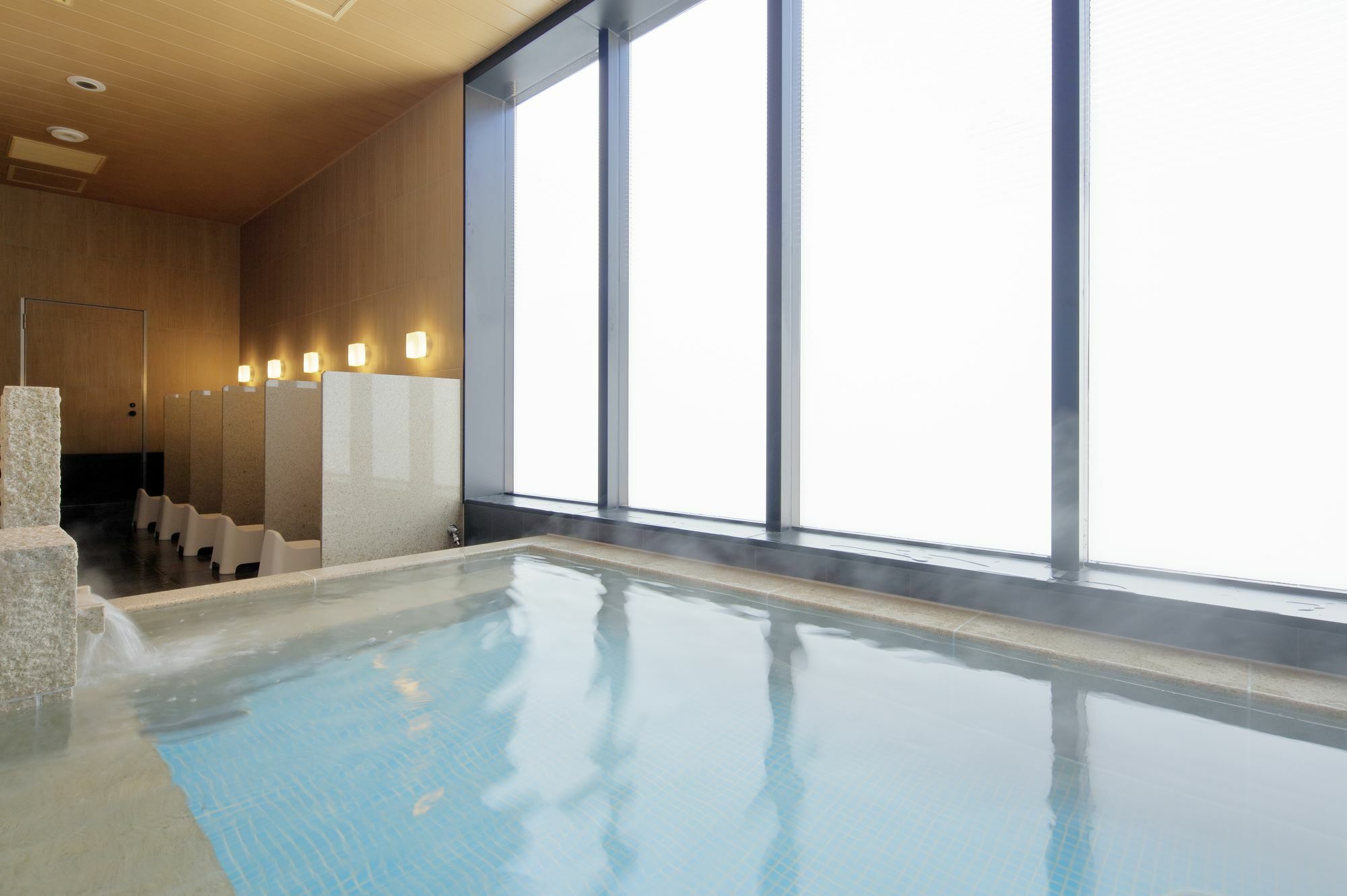 Candeo Shimbashi Hotel Tokio
