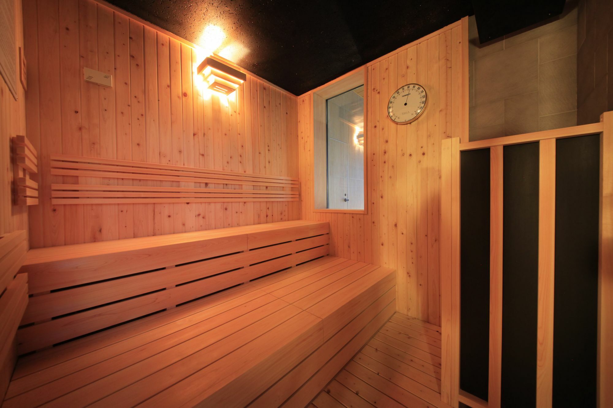 Candeo Shimbashi 4* Tokio