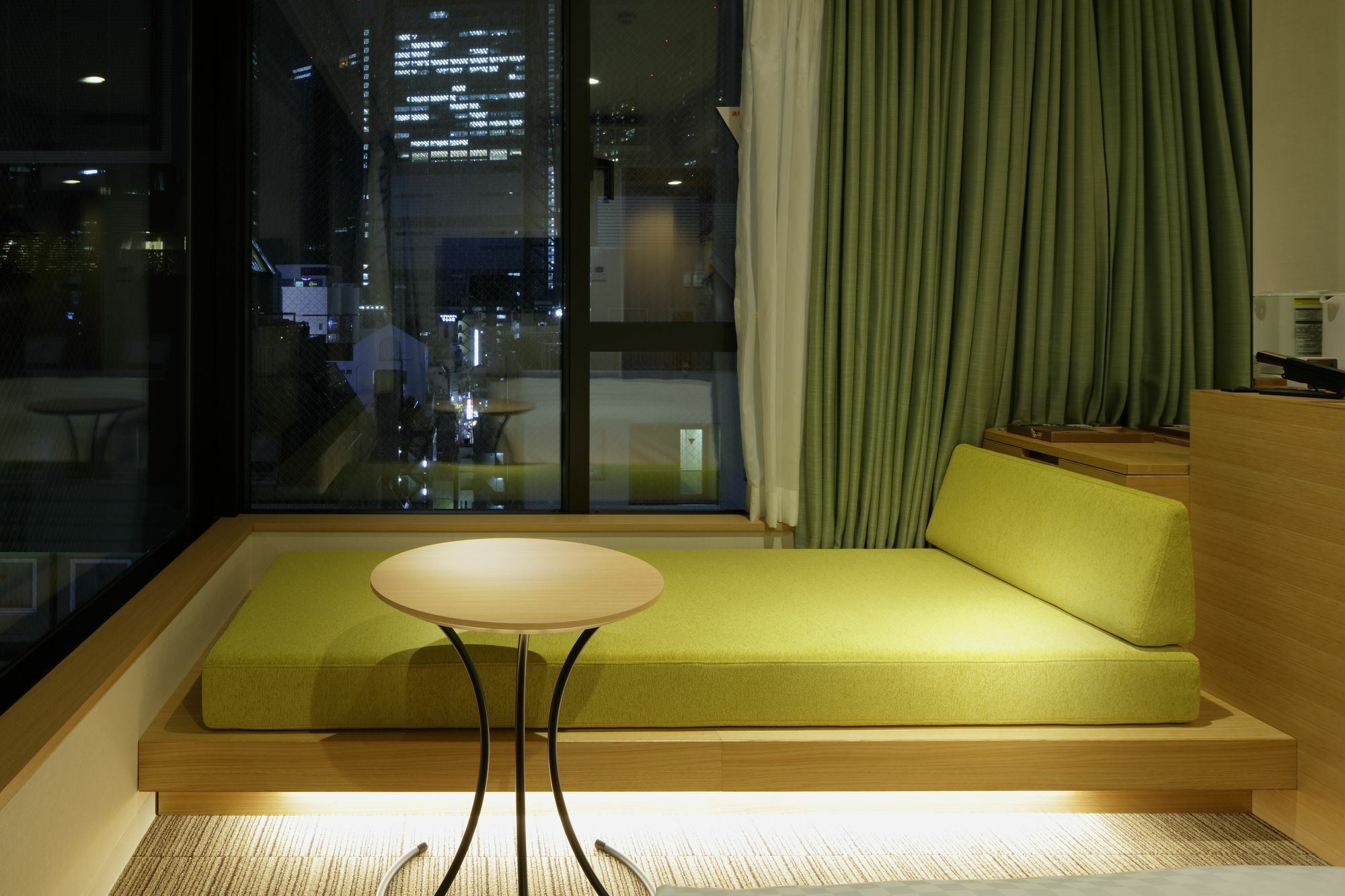 Candeo Shimbashi 4* Tokio